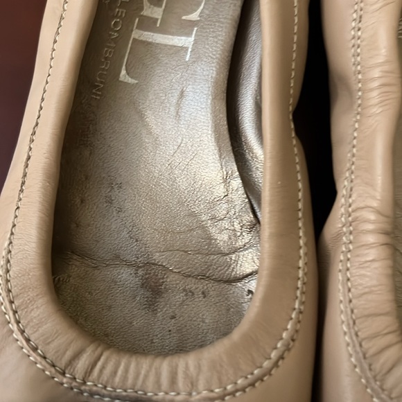 AGL Cap Toe Ballet Flat with Buckle Detail - Size 8.5M - Picture 3 of 8